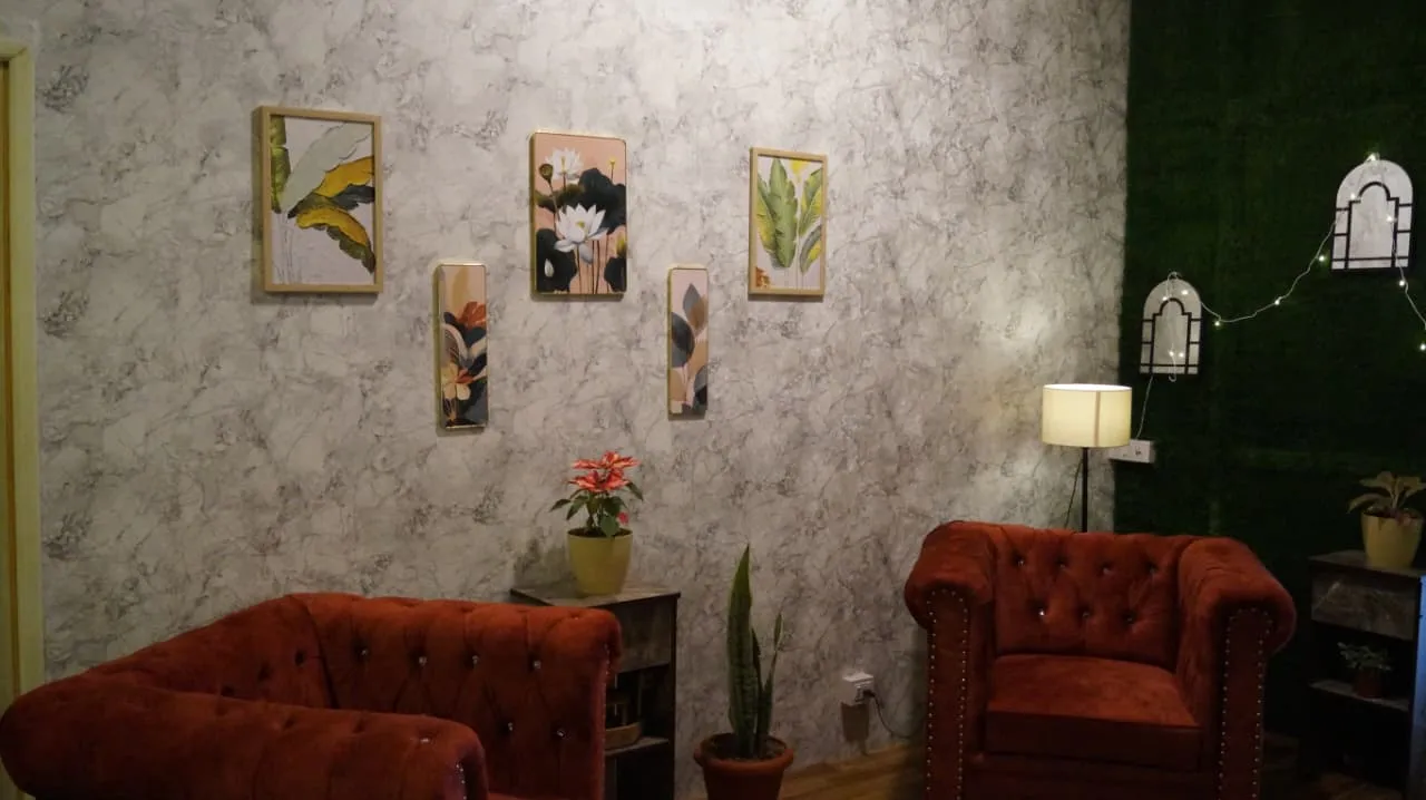 FootAura salem Center